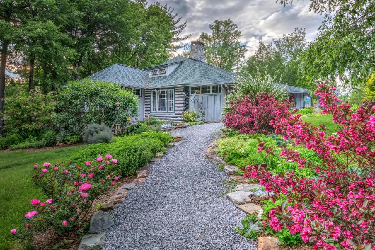 Linville Falls Lodge & Cottages Экстерьер фото